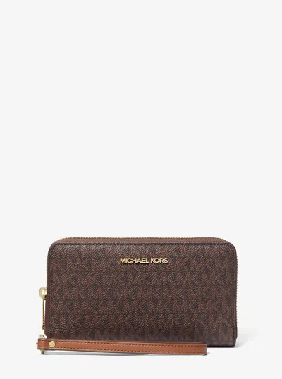 Michael Kors Outlet Jet Set Signature Logo Smartphone Wristlet In Brown