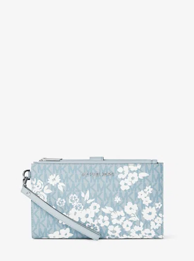 Michael Kors Outlet Jet Set Travel Large Printed Signature Logo Wristlet Wallet In Blue