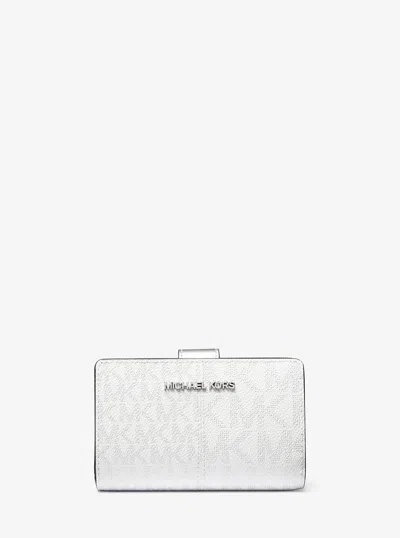 Michael Kors Outlet Jet Set Travel Medium Logo Bi-fold Wallet In Silver