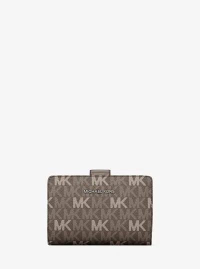 Michael Kors Outlet Jet Set Travel Medium Signature Logo Billfold Wallet In Grey