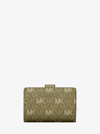Michael Kors Outlet Jet Set Travel Medium Signature Logo Billfold Wallet In Multi