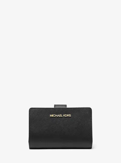 Michael Kors Outlet Medium Crossgrain Leather Wallet In Black