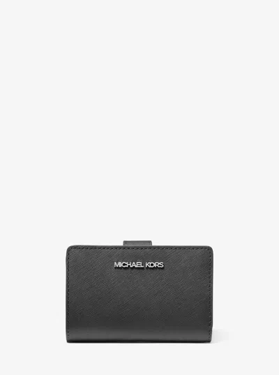 Michael Kors Outlet Medium Saffiano Leather Wallet In Black