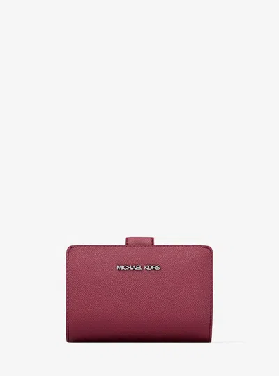 Michael Kors Outlet Medium Saffiano Leather Wallet In Red