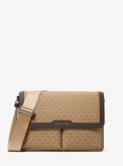 Michael Kors Outlet Pacey Medium Signature Logo Messenger Bag