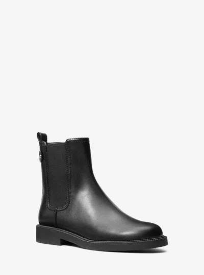 Michael Kors Outlet Pepper Chelsea Boot In Black