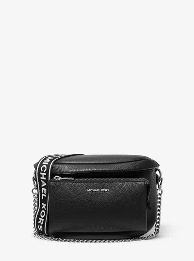 Michael Kors Outlet Slater Medium Sling Pack In Black
