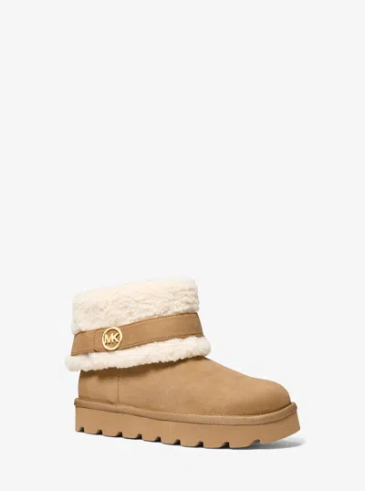 Michael Kors Outlet Winnie Faux Shearling Boot In Brown