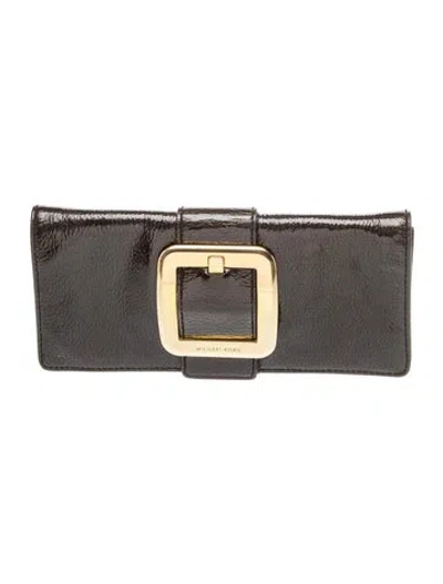 Pre-owned Michael Kors Patent Leather Clutch In Black