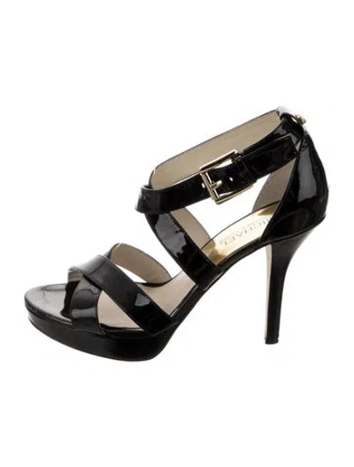 Pre-owned Michael Kors Patent Leather Sandals In Black
