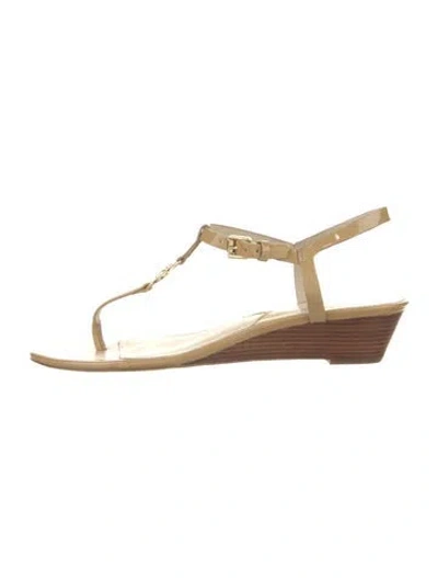 Pre-owned Michael Kors Patent Leather T-strap Sandals In Neutral