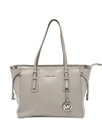 Pre-owned Michael Kors  Voyager Logo-charm Tote Bag