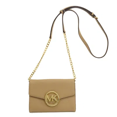 Pre-owned Michael Kors Pvc Chain/shoulder Wallet () In Brown