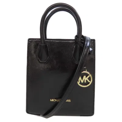 Pre-owned Michael Kors Pvc Handbag () In Black