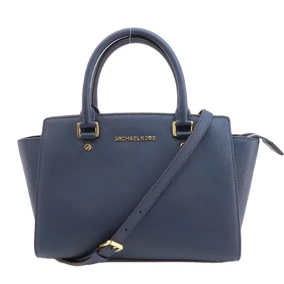 Pre-owned Michael Kors Pvc Handbag () In Blue