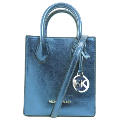 Pre-owned Michael Kors Pvc Handbag () In Blue