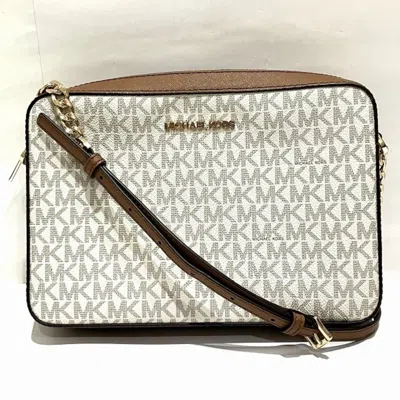Pre-owned Michael Kors Pvc Leather Shoulder Bag () In Multi