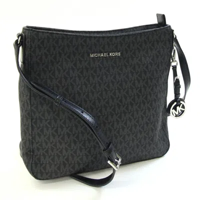 Pre-owned Michael Kors Pvc Leather Shoulder Bag () In Multi