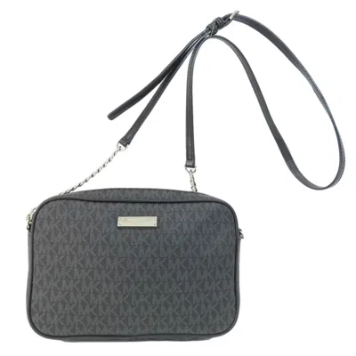 Pre-owned Michael Kors Pvc Shoulder Bag () In Black