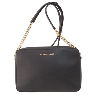 Pre-owned Michael Kors Pvc Shoulder Bag () In Black