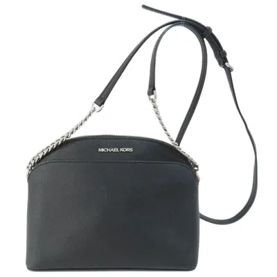 Pre-owned Michael Kors Pvc Shoulder Bag () In Black