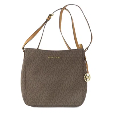 Pre-owned Michael Kors Pvc Shoulder Bag () In Brown