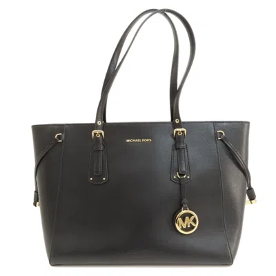 Pre-owned Michael Kors Pvc Tote Bag () In Black
