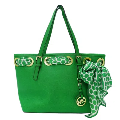 Pre-owned Michael Kors Pvc Tote Bag () In Green