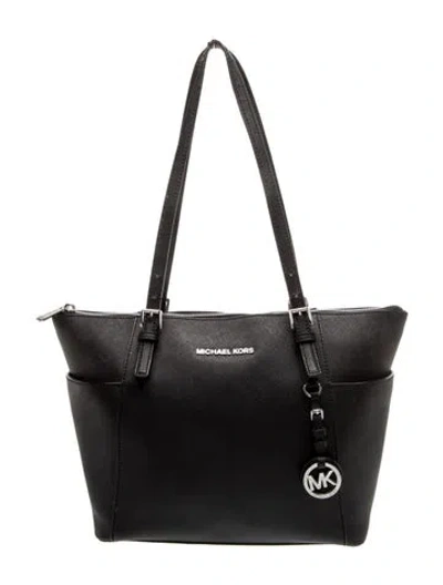 Pre-owned Michael Kors Saffiano Leather Shoulder Bag In Black