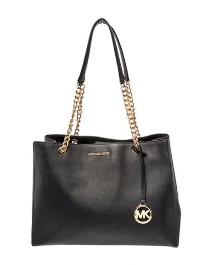 Pre-owned Michael Kors Saffiano Leather Shoulder Bag In Black