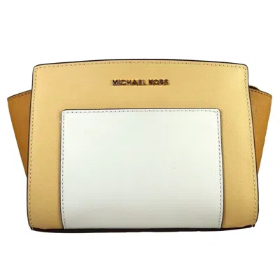 Michael Kors Selma Pocket Messenger In Multi