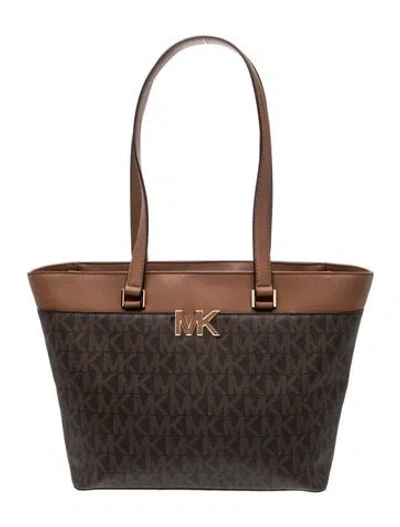 Pre-owned Michael Kors Shoulder Bag In Brown