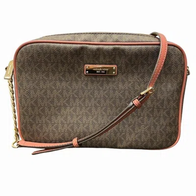 Pre-owned Michael Kors Shoulder Bag () In Brown