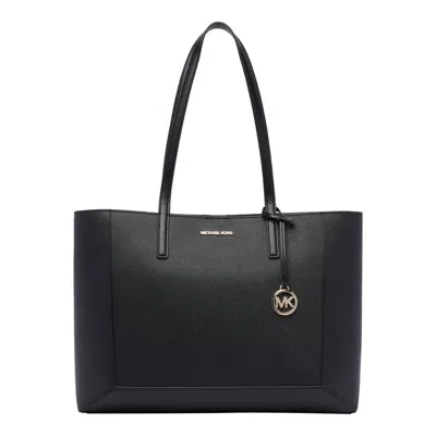 Michael Kors Shoulderbags In Black