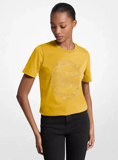 Michael Kors Studded Logo Charm Organic Cotton Jersey T-shirt In Yellow