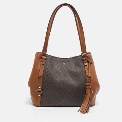 Pre-owned Michael Kors Two Tone Brown Signature Coated Canvas And Leather Carrie Shoulder Bag