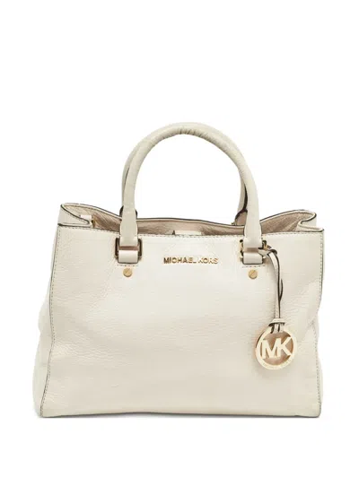 Pre-owned Michael Kors Vintage Grained-leather Tote Bag In White