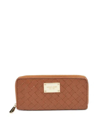 Pre-owned Michael Kors Vintage Woven Zip-around Wallet In Brown