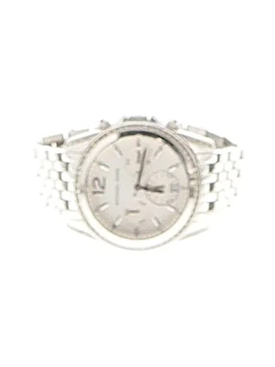 Pre-owned Michael Kors Watch In Silver