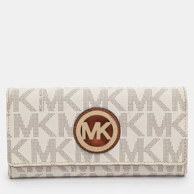 Pre-owned Michael Kors White/brown Signature Coated Canvas And Leather Fulton Continental Wallet