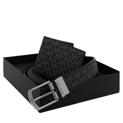 Michael Kors Women's Wallet  - Billford Blt Pltfrm Bx St - Black
