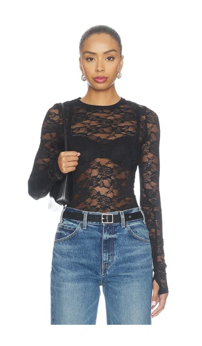 Michael Lauren Vero Longsleeve Fitted Lace Top In Black