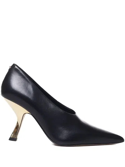 Michael Michael Kors Luna Leather Decollete In Black