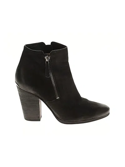 Pre-owned Michael Michael Kors Ankle Boots In Black