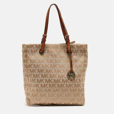 Pre-owned Michael Michael Kors Beige Signature Canvas And Leather Jet Set Nort South Tote