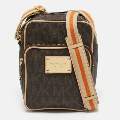 Pre-owned Michael Michael Kors Brown Signature Coated Canvas And Leather Crossbody Bag