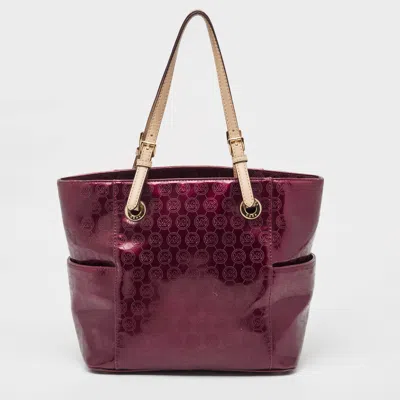 Pre-owned Michael Michael Kors Burgundy Signature Patent And Leather Middle Zip Tote