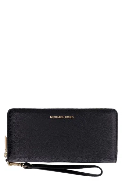 Michael Michael Kors Continental Leather Wallet In Black