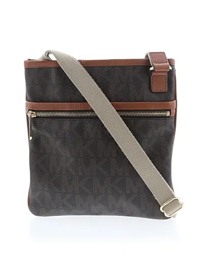 Pre-owned Michael Michael Kors Crossbody Bag In Brown