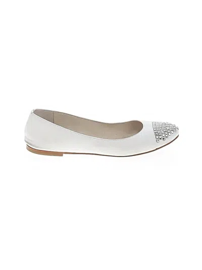 Pre-owned Michael Michael Kors Flats In Ivory